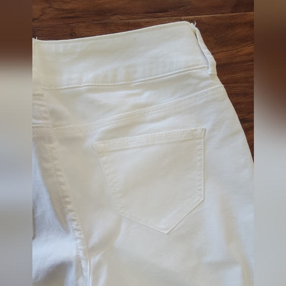 White Cropped Super Stretchy Size Small Jeggings Jeans - Picture 7 of 13
